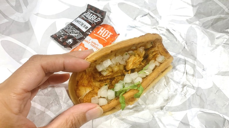 Taco Bell Chicken Al Pastor Street Chalupa